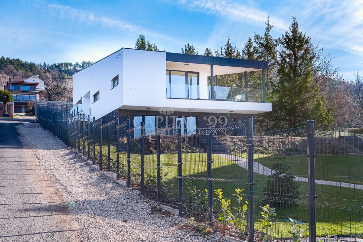 Családi ház - 4278