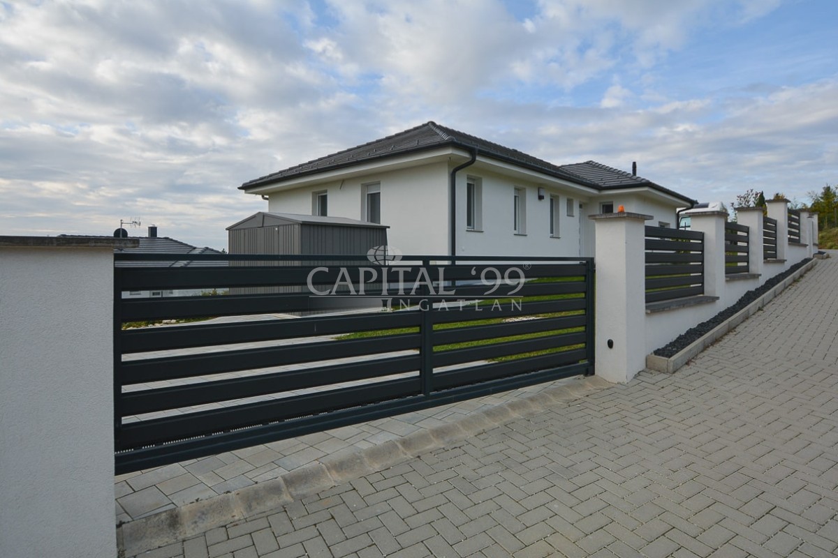 Családi ház - 4343