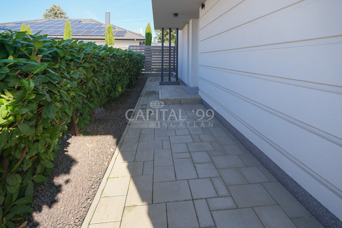Családi ház - 4347