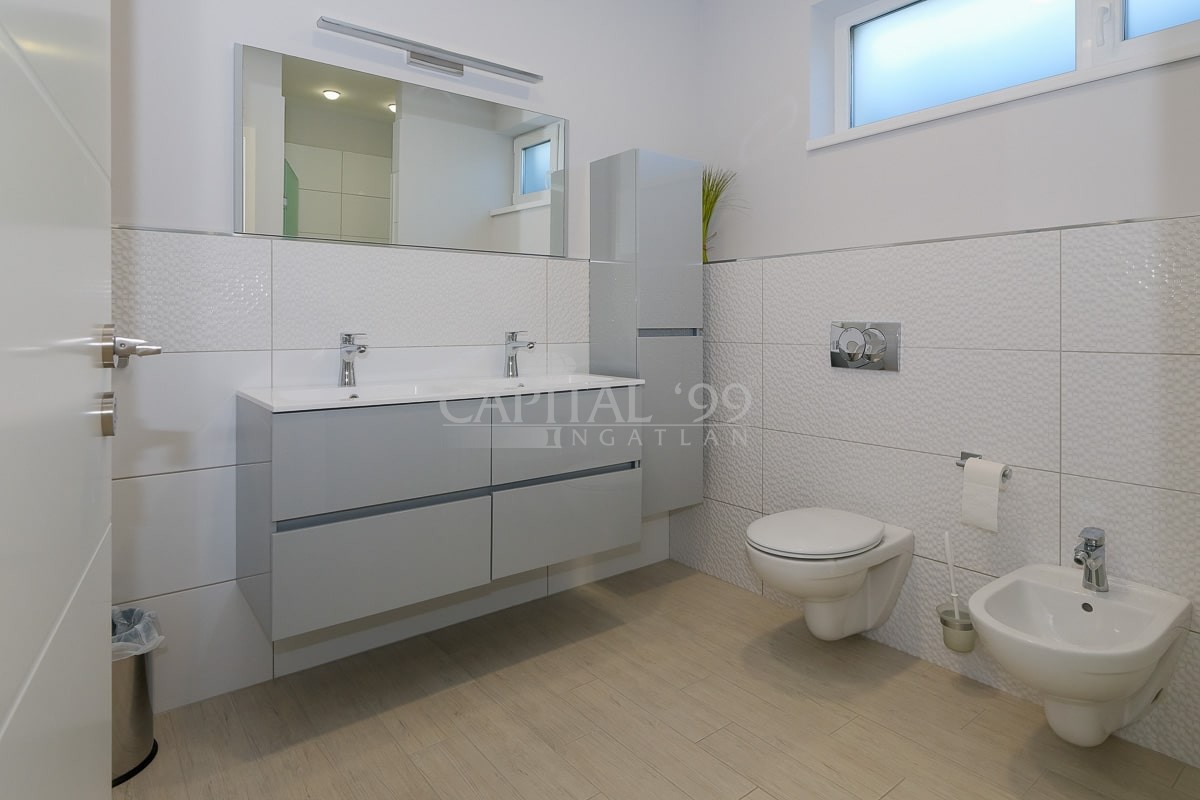 Családi ház - 4347