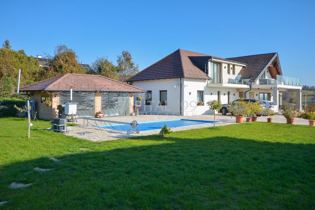 Családi ház - 4349