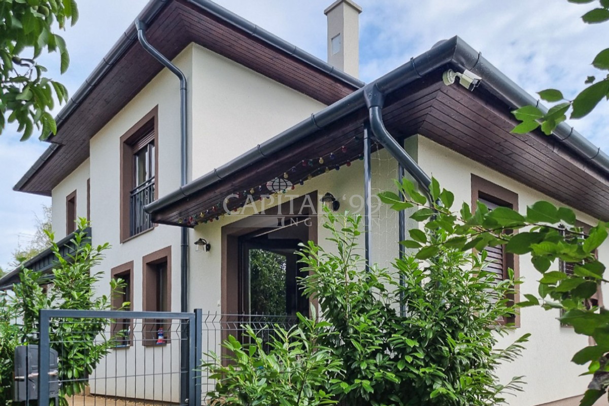 Családi ház - 4360