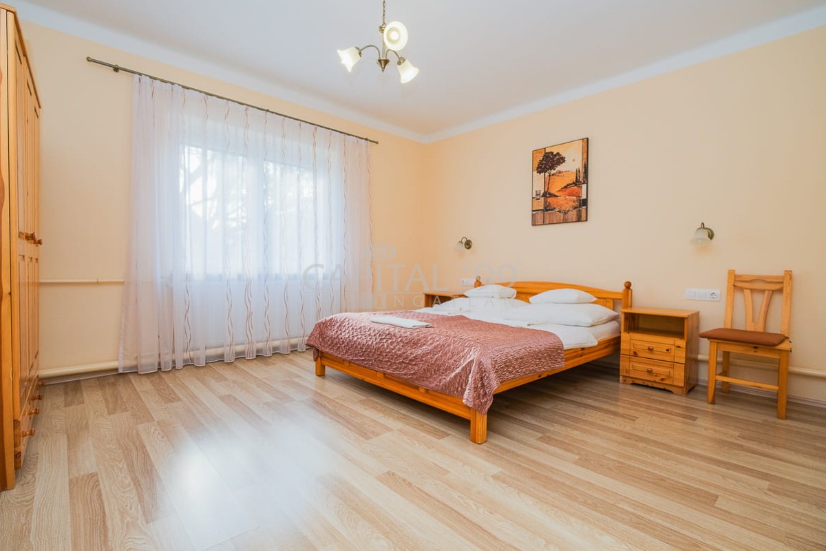 Családi ház - 4370