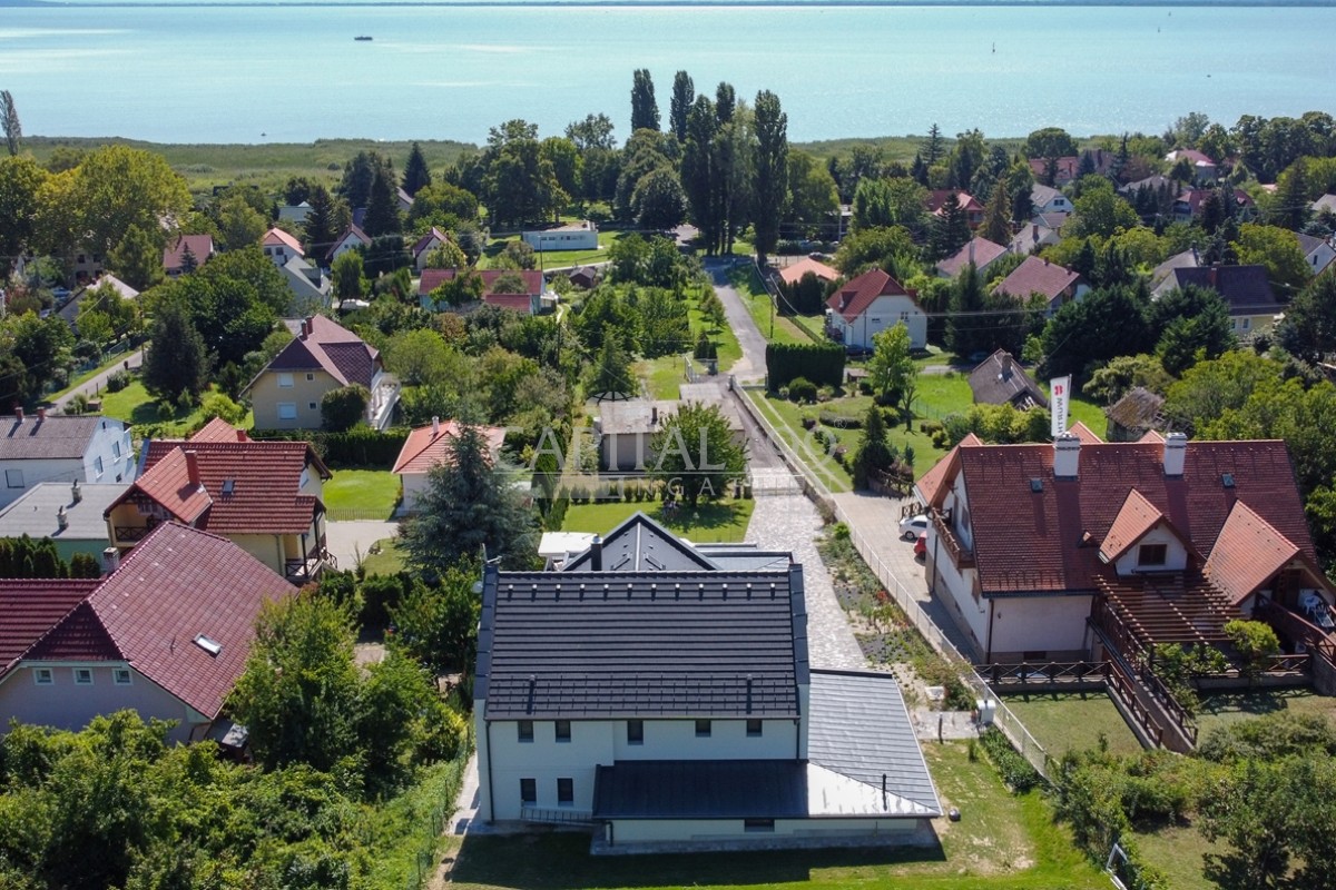 Családi ház - 4394